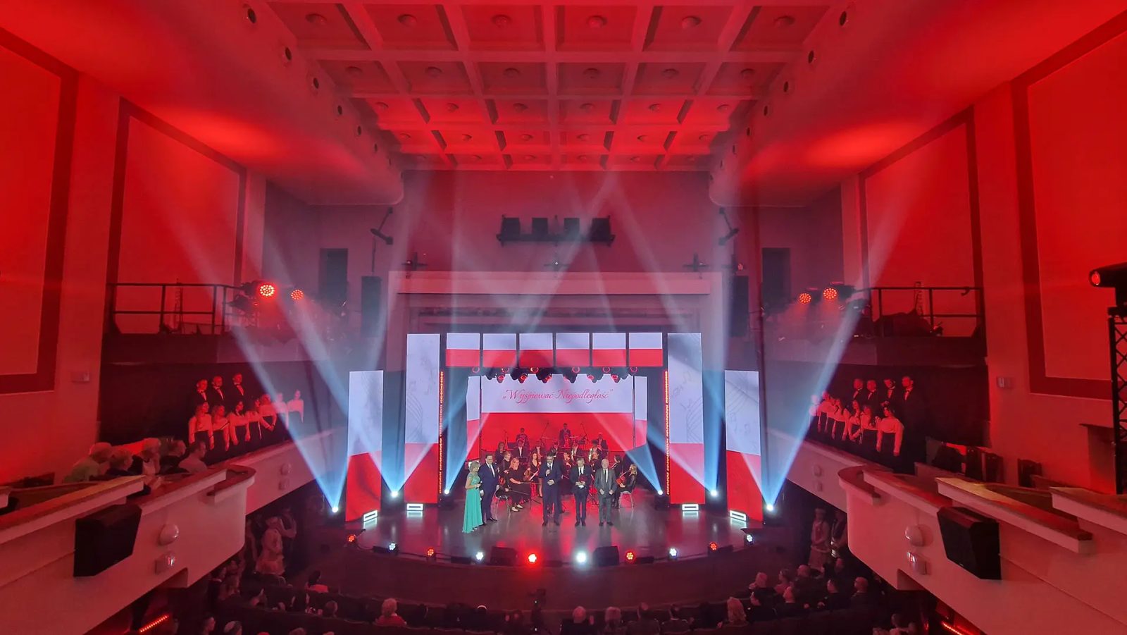 Koncert „Wyśpiewać Niepodległość” - realizacja Smartside Multimedia