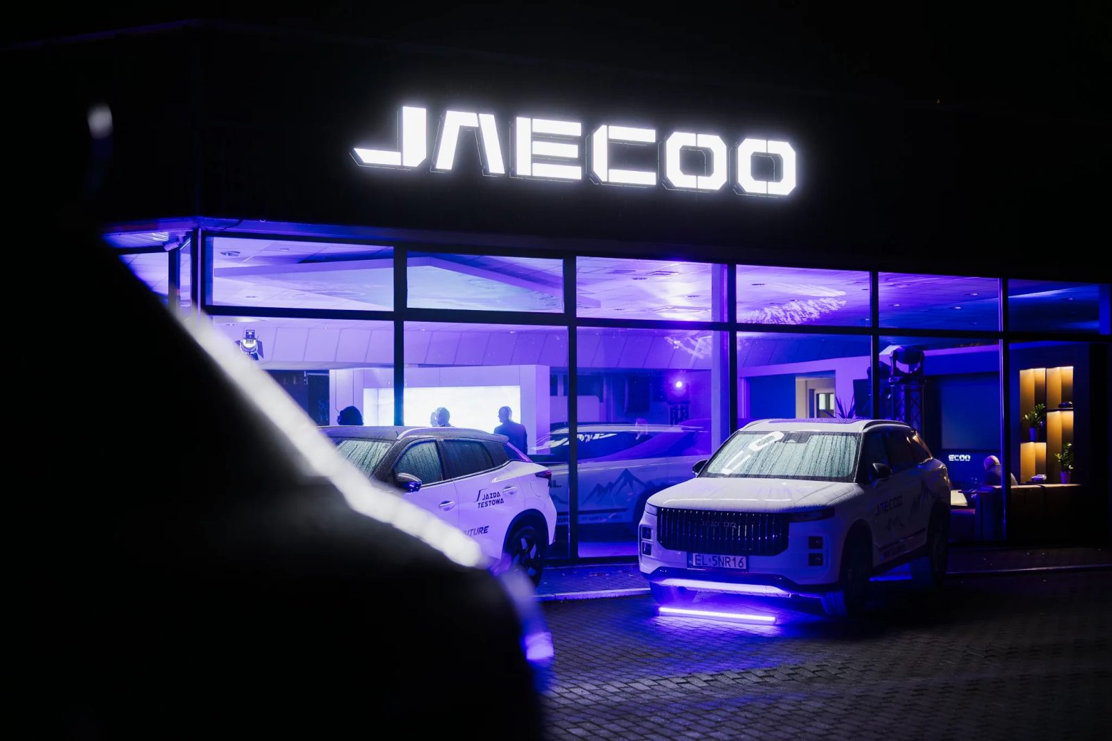 Otwarcie salonu – Omoda Jaecoo Włocławek — realizacja Smartside Multimedia