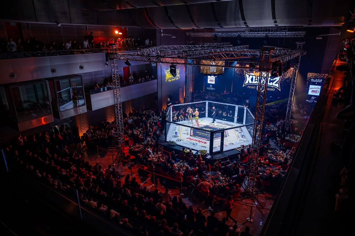 Klincz Fight Night V — realizacja Smartside Multimedia